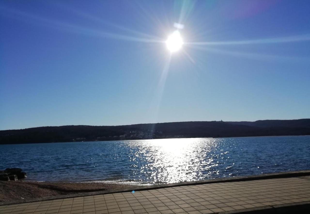 Apartment Sun & Sea Krk Town Buitenkant foto