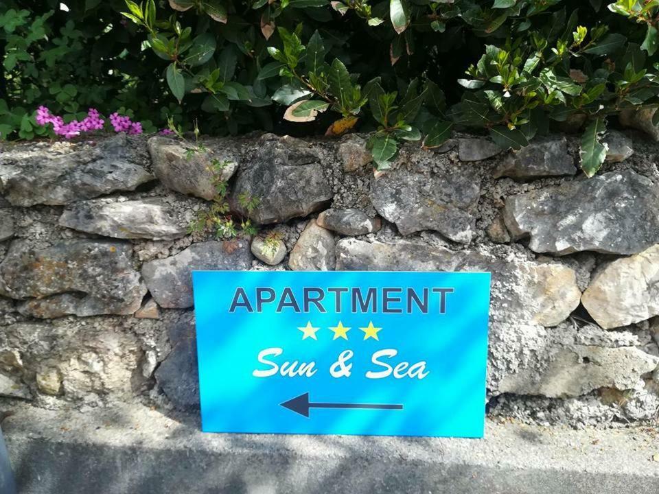 Apartment Sun & Sea Krk Town Buitenkant foto