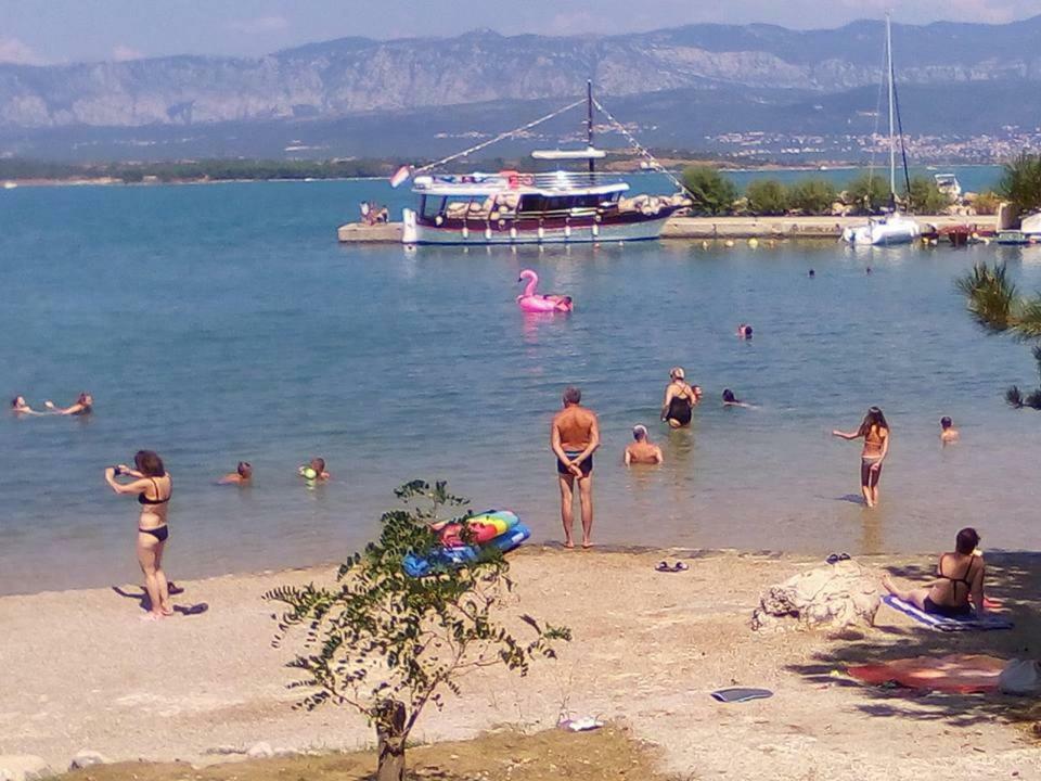 Apartment Sun & Sea Krk Town Buitenkant foto